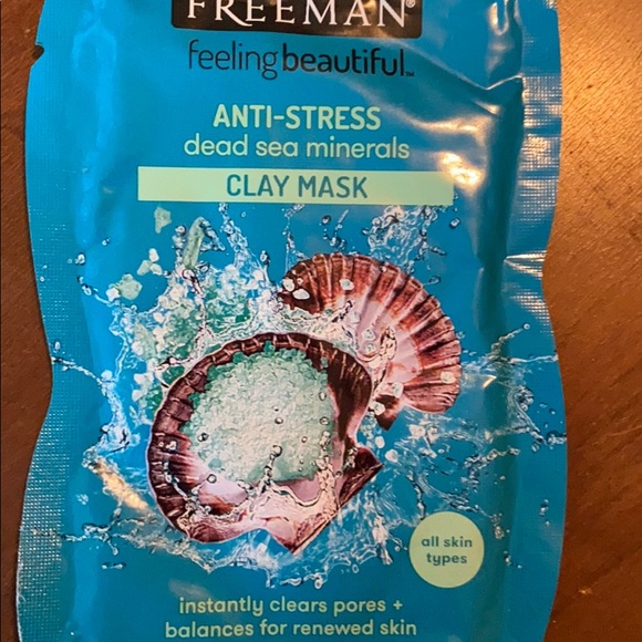 Freeman face mask bundle - Picture 3 of 6